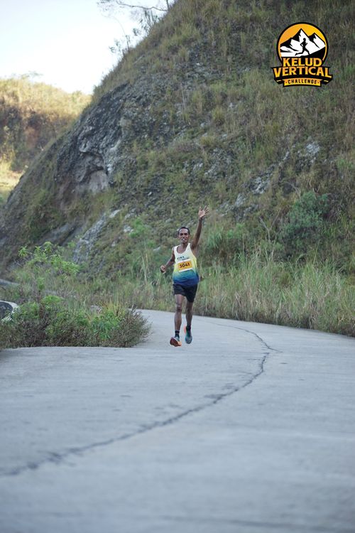 Race photo from Kelud Vertical Challenge 2024