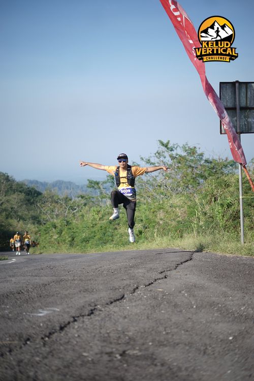Race photo from Kelud Vertical Challenge 2024