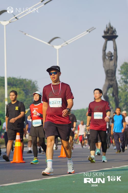 Race photo from Nu Skin Run 10K