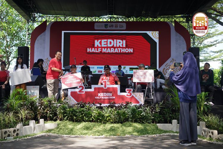 Race photo from Kediri Half Marathon 2025