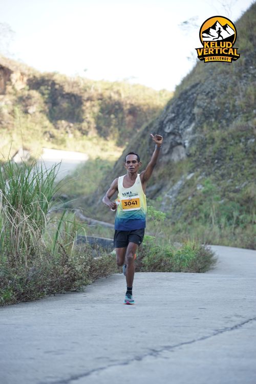 Race photo from Kelud Vertical Challenge 2024