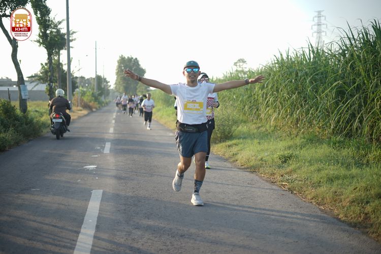 Race photo from Kediri Half Marathon 2024