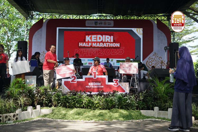 Race photo from Kediri Half Marathon 2025