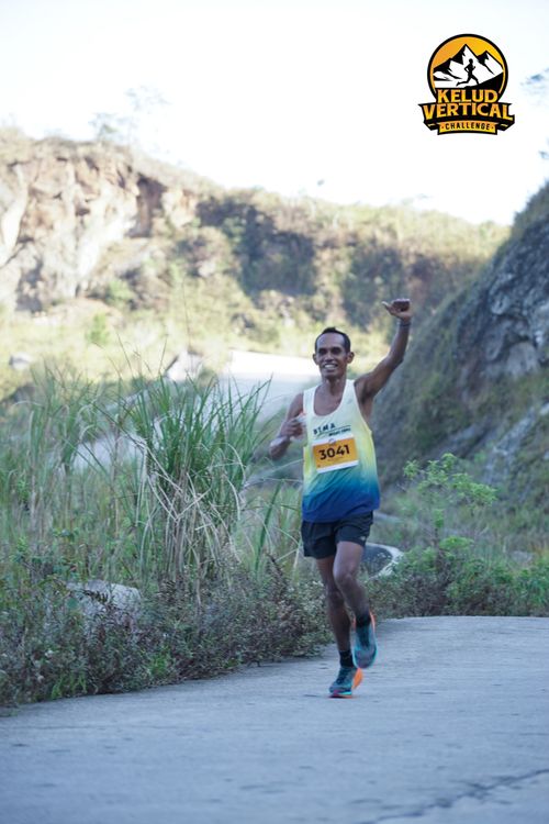 Race photo from Kelud Vertical Challenge 2024