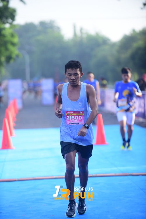 Race photo from Isoplus Run 2024 Surabaya