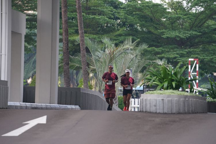 Race photo from Assurance Fun Run 2024