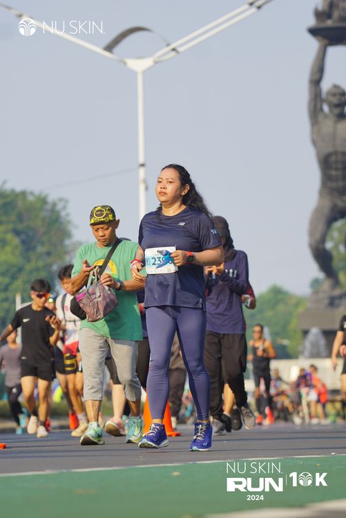 Race photo from Nu Skin Run 10K
