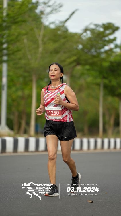 Race photo from Arutmin Borneo Run 2024