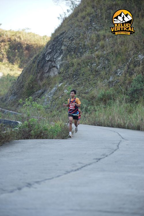 Race photo from Kelud Vertical Challenge 2024