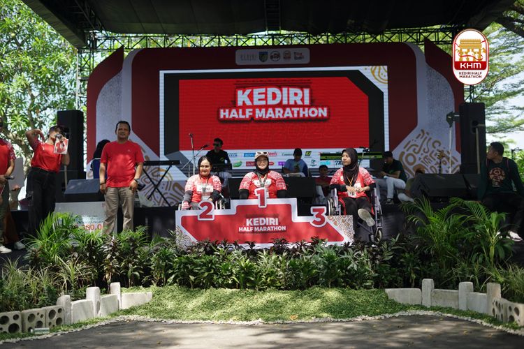 Race photo from Kediri Half Marathon 2025