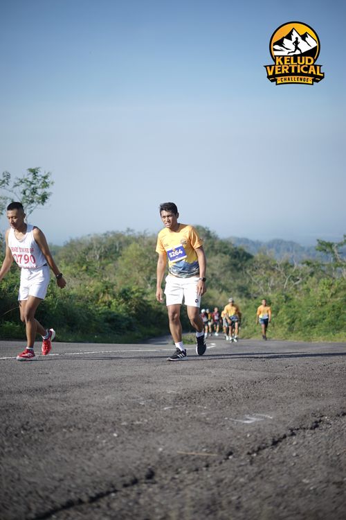 Race photo from Kelud Vertical Challenge 2024