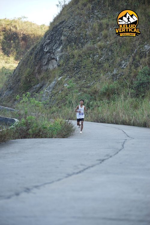Race photo from Kelud Vertical Challenge 2024