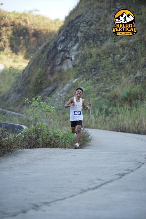Race photo from Kelud Vertical Challenge 2024