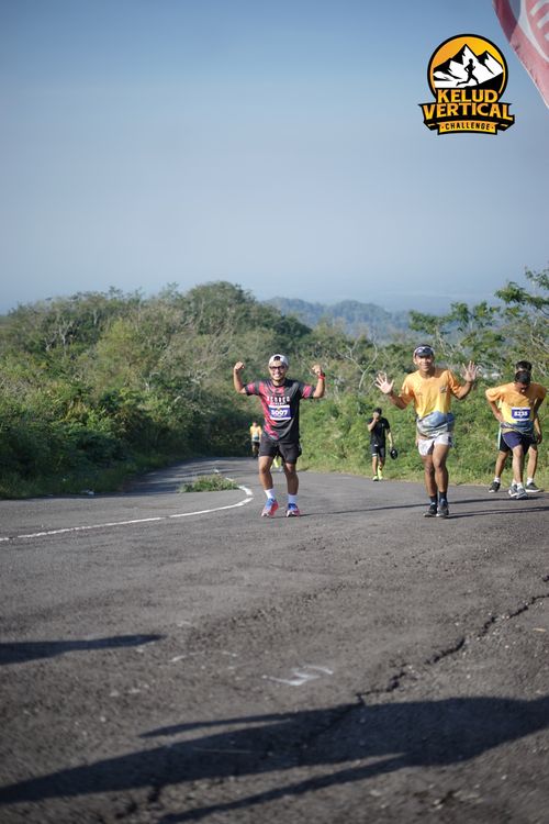 Race photo from Kelud Vertical Challenge 2024