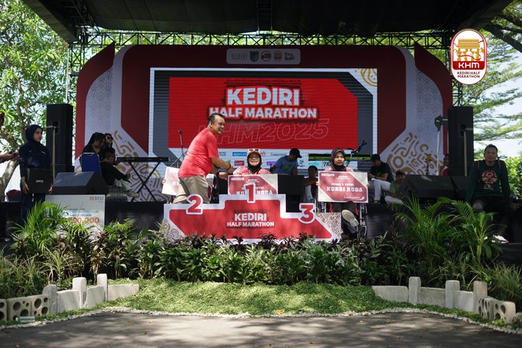 Race photo from Kediri Half Marathon 2025