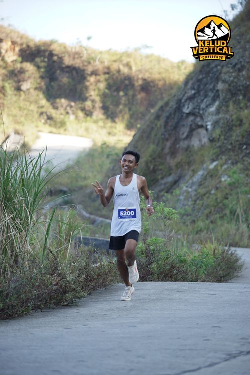 Race photo from Kelud Vertical Challenge 2024