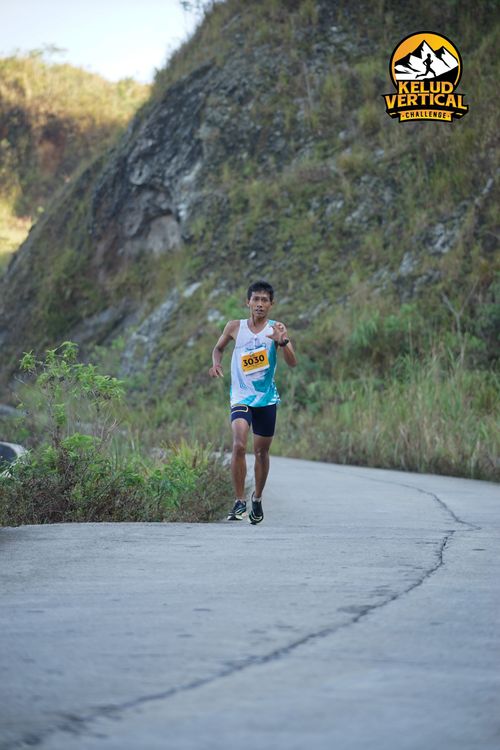 Race photo from Kelud Vertical Challenge 2024
