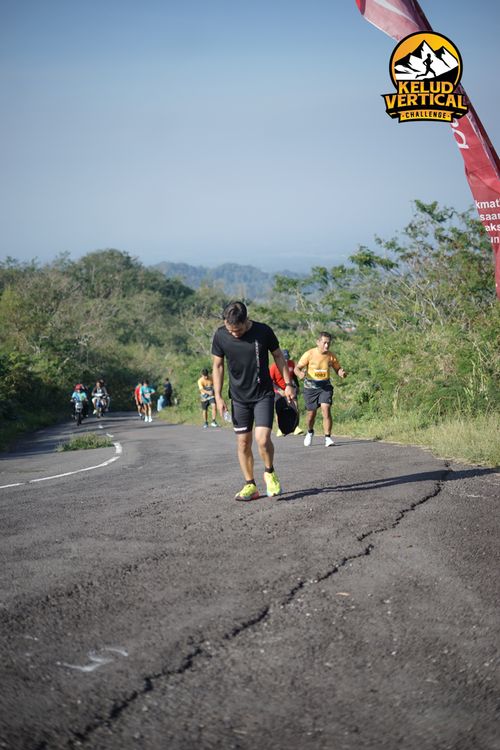 Race photo from Kelud Vertical Challenge 2024