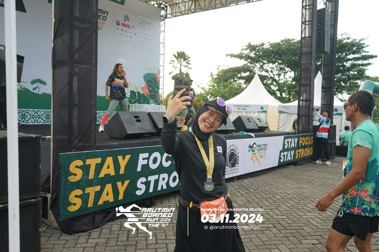 Race photo from Arutmin Borneo Run 2024
