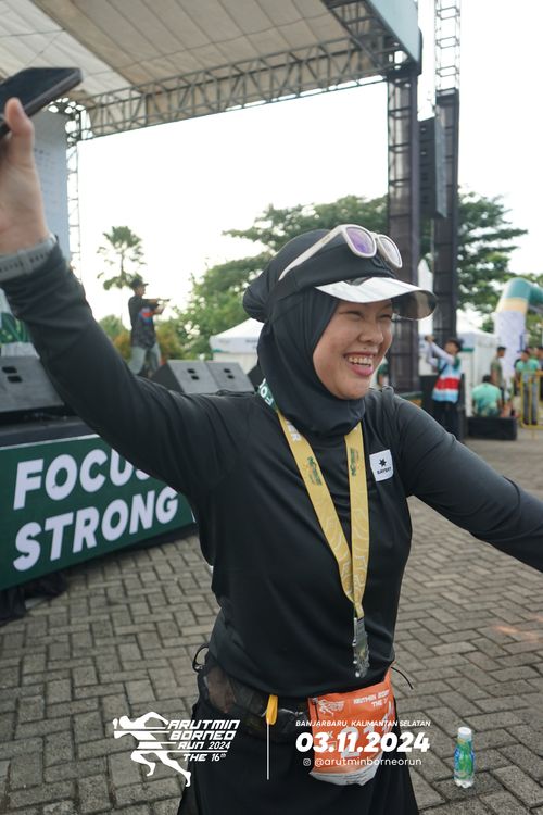 Race photo from Arutmin Borneo Run 2024