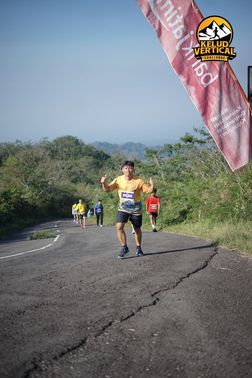 Race photo from Kelud Vertical Challenge 2024