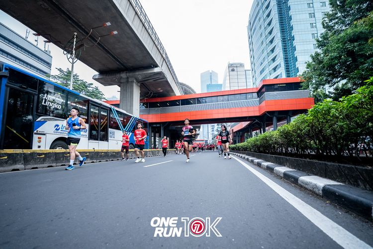Race photo from ONE RUN 10K 2025