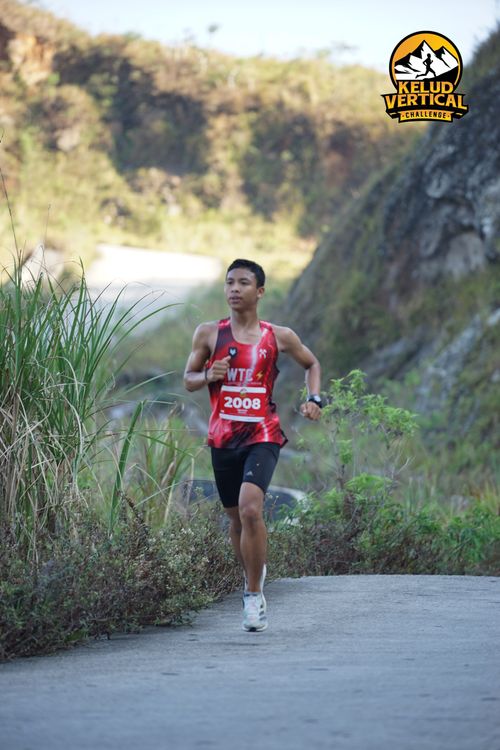 Race photo from Kelud Vertical Challenge 2024