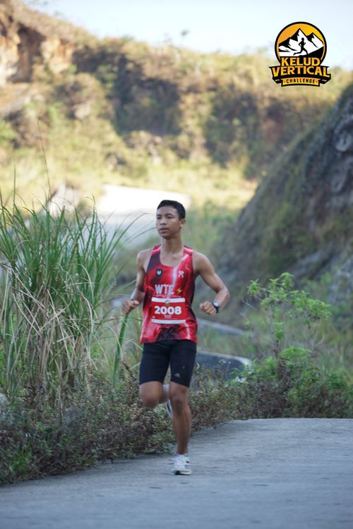 Race photo from Kelud Vertical Challenge 2024