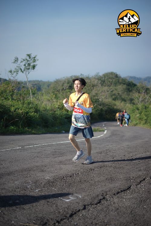 Race photo from Kelud Vertical Challenge 2024