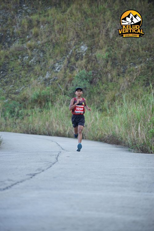 Race photo from Kelud Vertical Challenge 2024