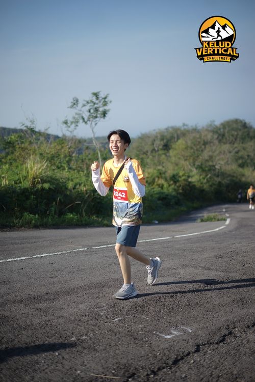 Race photo from Kelud Vertical Challenge 2024