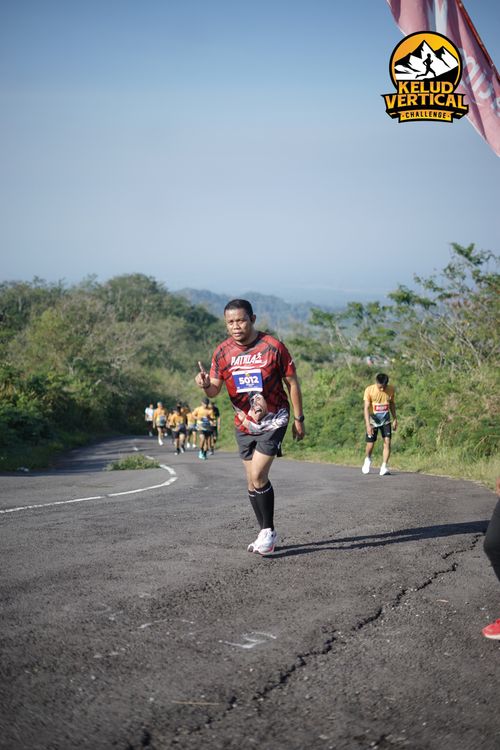 Race photo from Kelud Vertical Challenge 2024