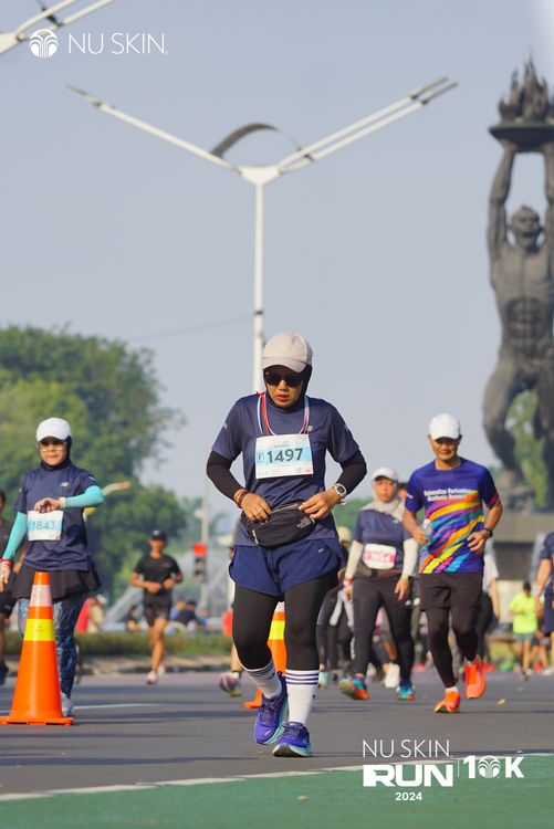 Race photo from Nu Skin Run 10K