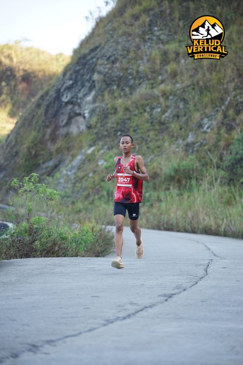 Race photo from Kelud Vertical Challenge 2024