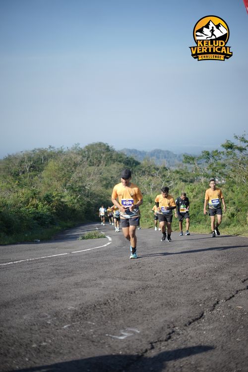 Race photo from Kelud Vertical Challenge 2024