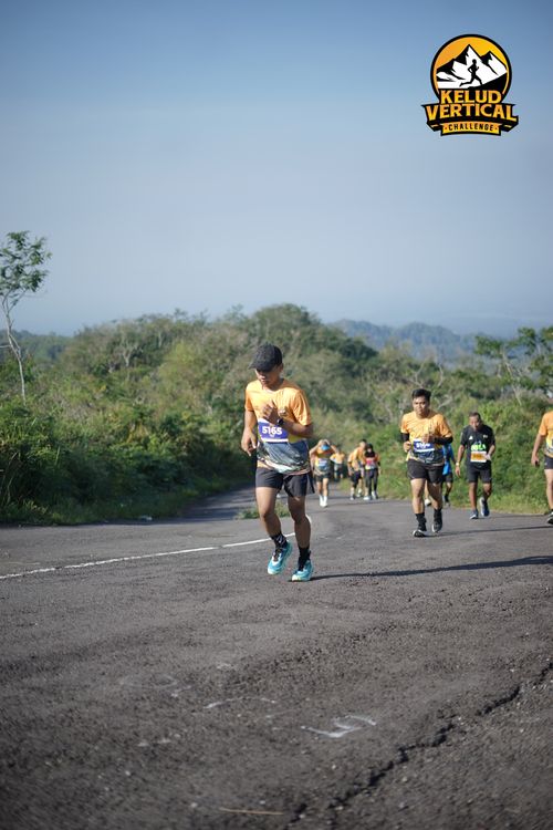 Race photo from Kelud Vertical Challenge 2024