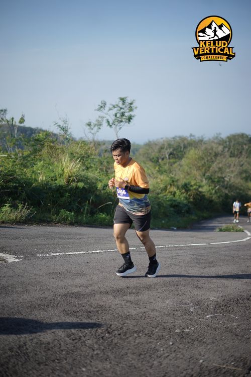 Race photo from Kelud Vertical Challenge 2024