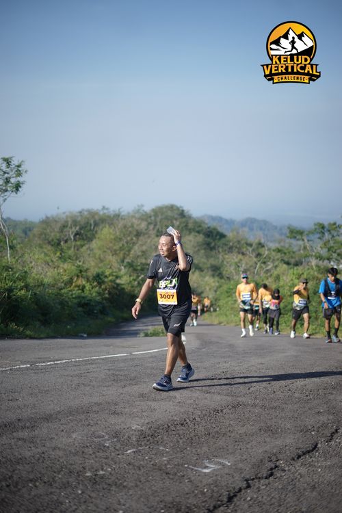 Race photo from Kelud Vertical Challenge 2024