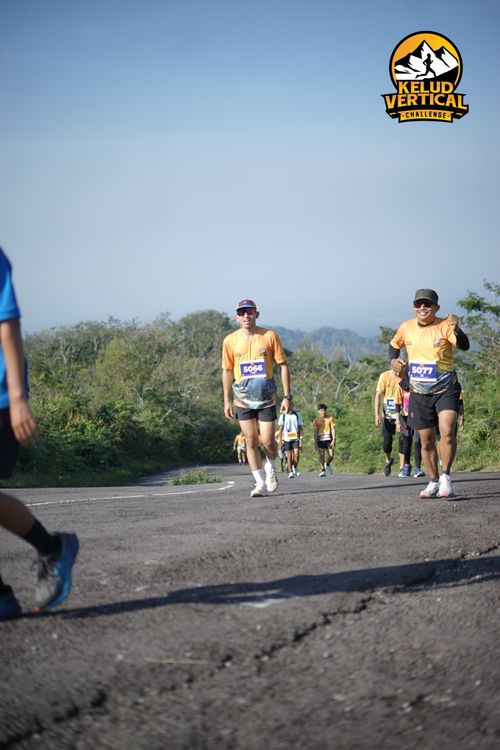 Race photo from Kelud Vertical Challenge 2024