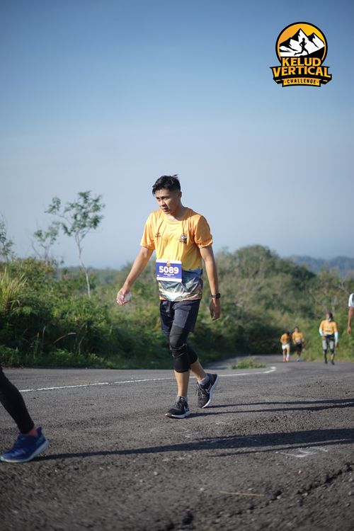 Race photo from Kelud Vertical Challenge 2024