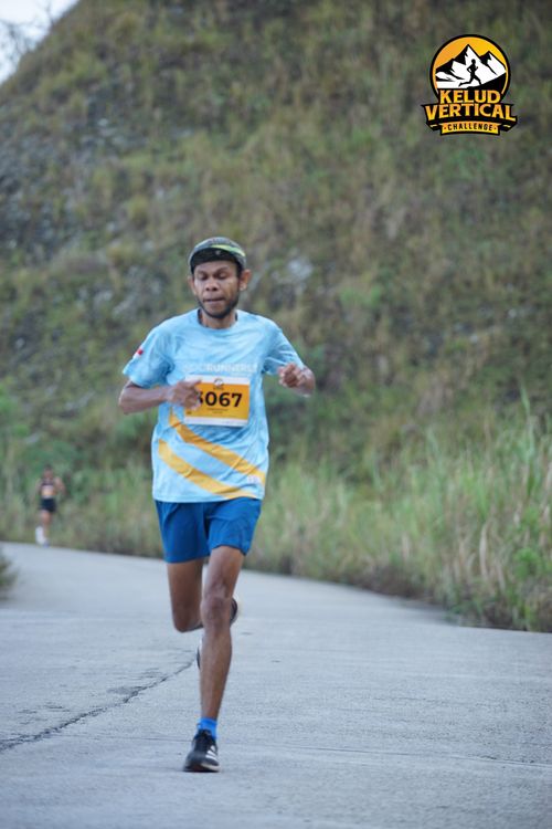 Race photo from Kelud Vertical Challenge 2024