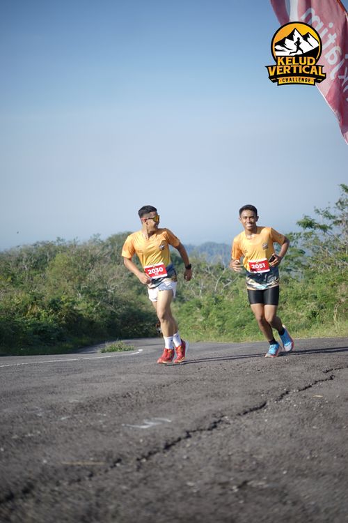 Race photo from Kelud Vertical Challenge 2024