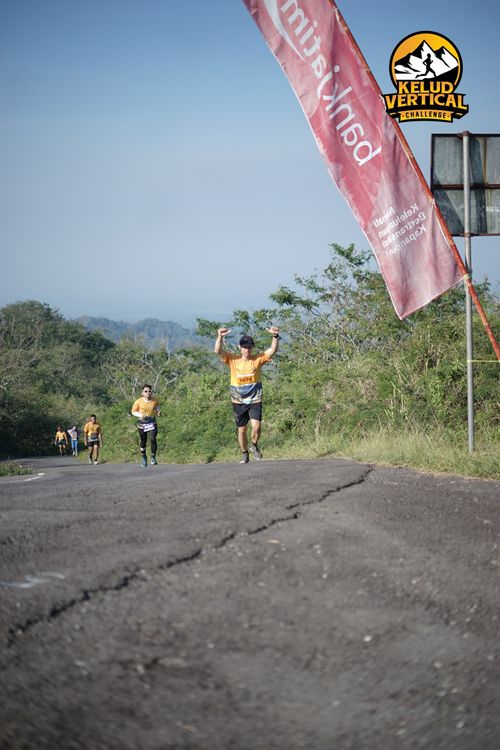 Race photo from Kelud Vertical Challenge 2024