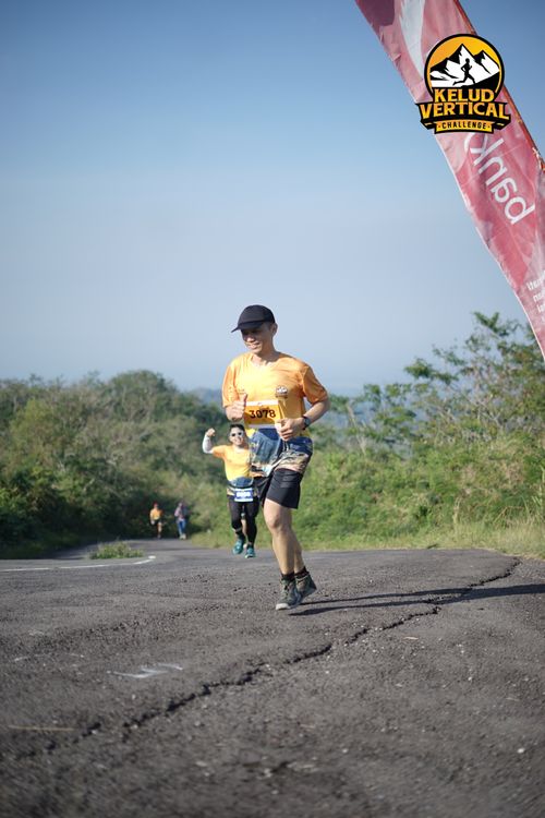 Race photo from Kelud Vertical Challenge 2024