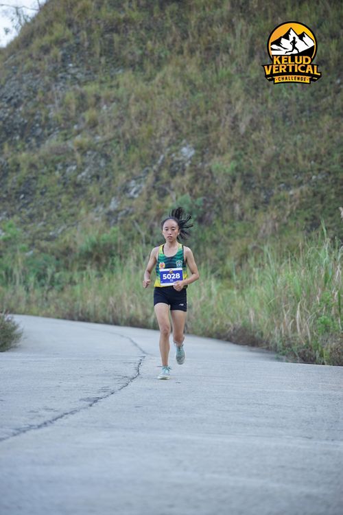 Race photo from Kelud Vertical Challenge 2024