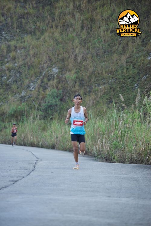 Race photo from Kelud Vertical Challenge 2024