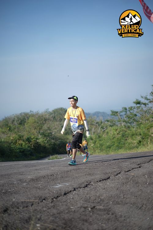 Race photo from Kelud Vertical Challenge 2024
