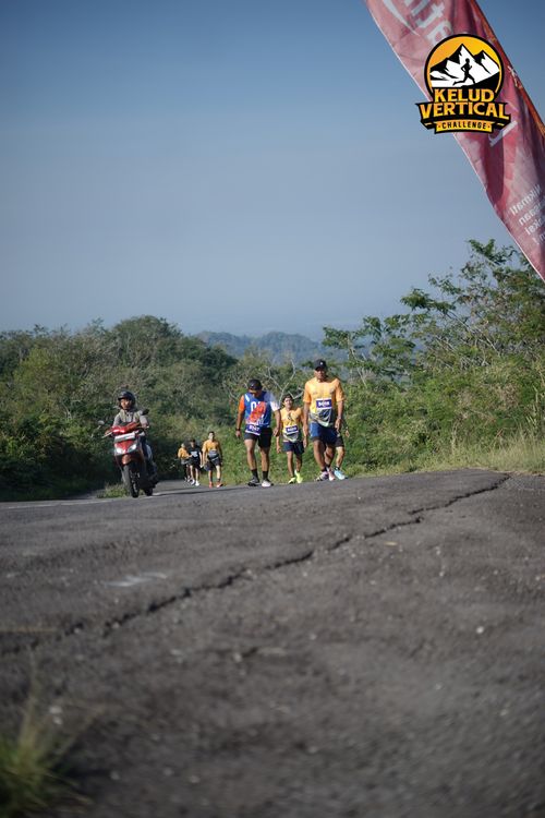 Race photo from Kelud Vertical Challenge 2024