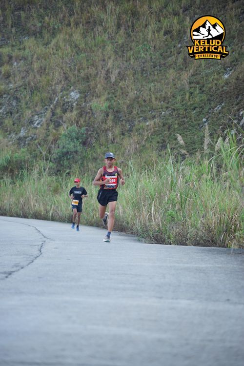 Race photo from Kelud Vertical Challenge 2024