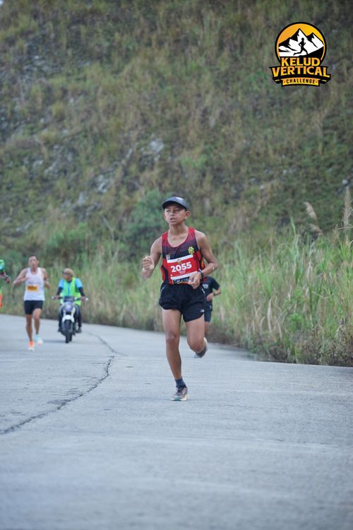 Race photo from Kelud Vertical Challenge 2024